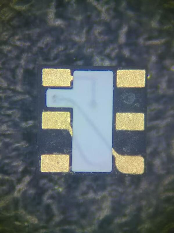 Energy-saving Color changing LED chip with Wavelength 525-540nm Green and 50000-100000H Lifespan